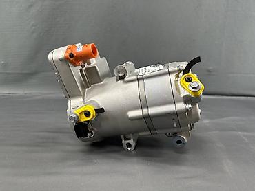 тд 2 9: Компрессор кондиционера на Lixiang L7 L8 L9 2024 X01-30100015 L9 Pro — 1