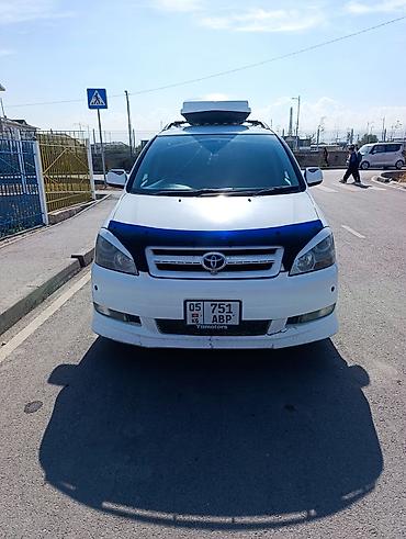 машины по дешевке: Toyota Ipsum: 2002 г., 2.4 л, Автомат, Бензин, Минивэн — 3