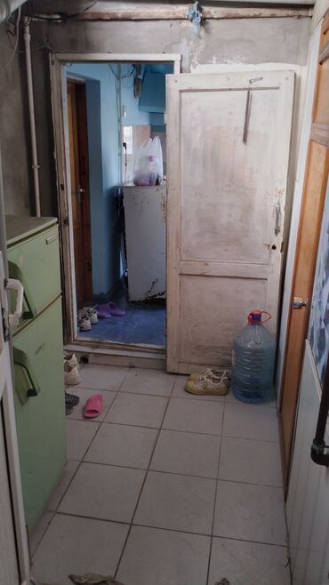 Uzunmüddətli kirayə evlər: Kirayə üçün ayrı girişli kiçik həyətüstü sahə və sanitar qovşaq - — 5