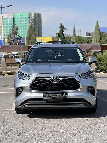 Toyota Highlander: 2021 г., 3.5 л, Автомат, Бензин, Кроссовер at lalafo.kg Toyota Highlander: 2021 г., 3.5 л, Автомат, Бензин, Кроссовер