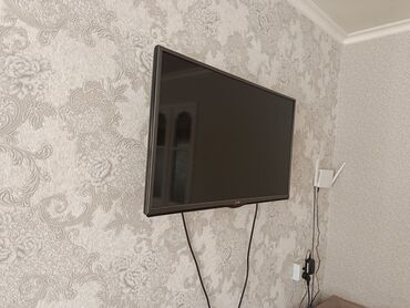 komputer monitor qiymeti: İşlənmiş Televizor LG 82" HD (1366x768), Pulsuz çatdırılma