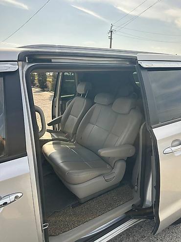 Kia: Kia Carnival: 2016 г., 2.2 л, Автомат, Дизель, Минивэн — 8
