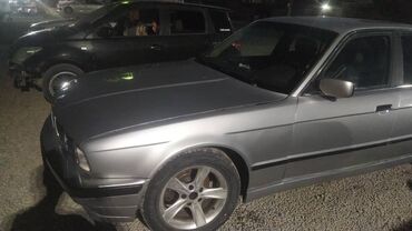 наклейки на бмв: BMW 520: 1991 г., 2 л, Механика, Бензин, Седан