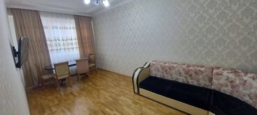 Uzunmüddətli kirayə mənzillər: Nizami Rayonu Neftçilər Xəzər İnşaat 3 otaq. Mərtəbə - 16/2 Otaq sayı — 1