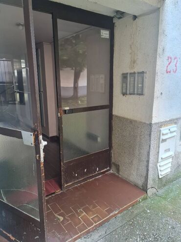 Prodaja stanova: Retko u ponudi. Dvosoban stan od 64kv u prizemlju u Bloku 63 — 4