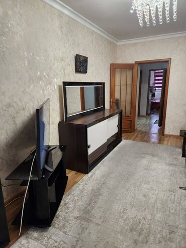 Uzunmüddətli kirayə mənzillər: Xətai rayonu, Afiyəddin Cəlilov küçəsində yerləşən, 5 mərtəbəli -da lalafo.az — 2 Uzunmüddətli kirayə mənzillər: Xətai rayonu, Afiyəddin Cəlilov küçəsində yerləşən, 5 mərtəbəli — 2