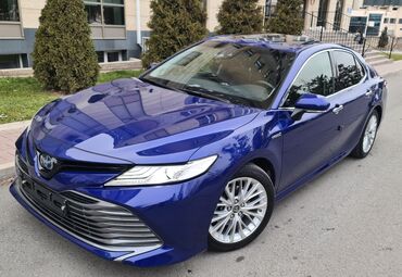 Toyota: Toyota Camry: 2018 г., 2.5 л, Вариатор, Гибрид, Седан