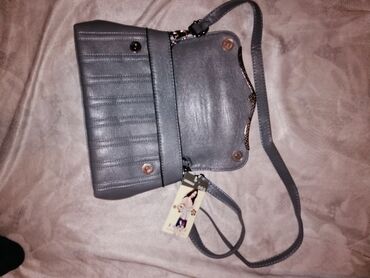 Другие сумки: . Новые. Красивые,классные сумочки. Фиолетовая сумочка, есть — 8