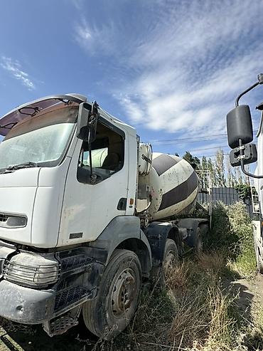 235 75 15: Бетономешалка, Renault, 2001 г. — 3