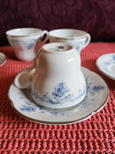 Kuhinjski setovi: Soljice nove Bogucice porcelan Poljska 70te. Soljice komada 3 u na lalafo.rs — 6 Kuhinjski setovi: Soljice nove Bogucice porcelan Poljska 70te. Soljice komada 3 u — 6