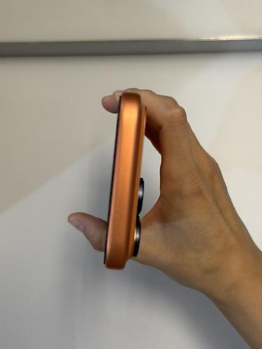 macbook m2: Продаю IPhone 17 pro max ФизSim в оранжевом цвете . В идеальном — 3