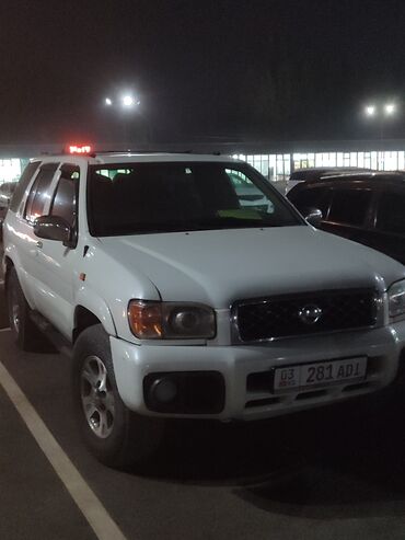 хово машина: Nissan Pathfinder: 2000 г., Жол тандабас