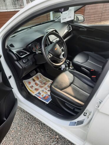 Chevrolet: Chevrolet Spark: 2019 г., 1 л, Автомат, Бензин, Хэтчбэк — 3