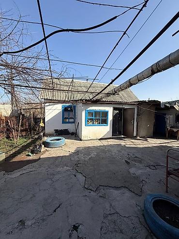 Продажа коттеджей и домов: Продается дом с участком в районе 110-й квартал Ориентир: мкр Достук — 2