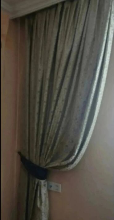İşlənmiş, Pərdə, Ünvandan götürmə
