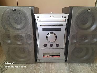 vidio pley: JVC mikro musiqi mərkəzi və 2 ədəd akustik kolonkadan ibarət komplekt — 1