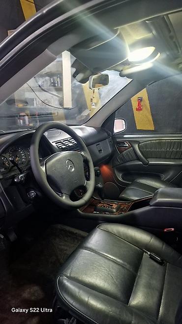 masin kreditlə: Mercedes-Benz M-Class (W163) SUV - Kuzov: 5 qapılı, mavi rəng, dam — 7