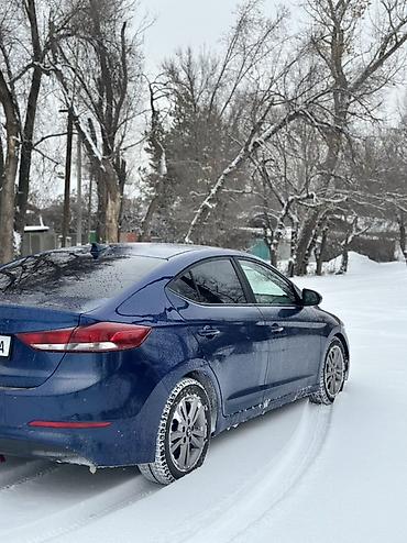 авансиер авансир: Hyundai Elantra: 2017 г., 2 л, Автомат, Бензин, Седан — 4