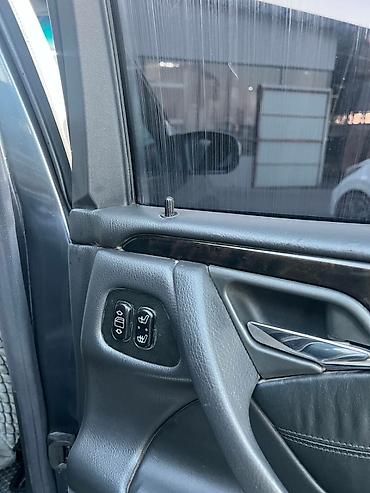 решетка радиатора: Mercedes-Benz E-Class: 2002 г., 4.3 л, Автомат, Бензин, Седан — 10