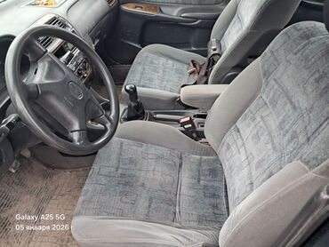 Mazda: Mazda 626: 1997 г., 1.8 л, Механика, Бензин, Седан — 9