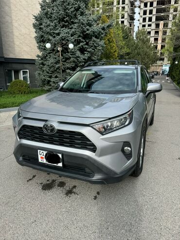 Toyota RAV4: 2019 г., 2.5 л, Автомат, Бензин, Кроссовер