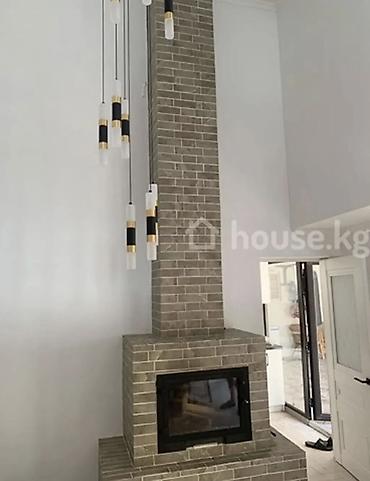 Продажа коттеджей и домов: 6 комнат, 284 м², 5 соток, Бишкек, Средний Джал Собственник — 18