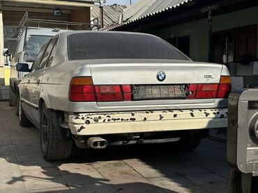 радиотор: BMW 5 series: 1994 г., 2 л, Механика, Бензин, Седан