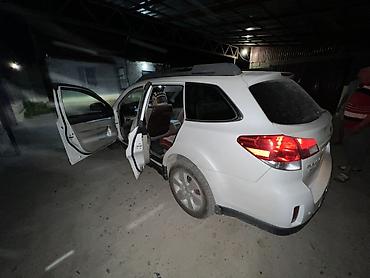 385 55: Subaru Outback: 2010 г., 2.5 л, Механика, Бензин, Универсал — 6