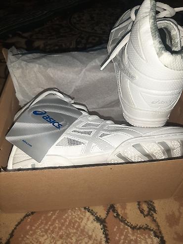 обувь drop: Мужские кроссовки, 39, Asics, Новый, цвет - Белый, Платная доставка — 2