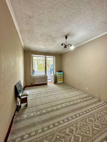 продаётся квартира в токмаке: 1 комната, 38 м², Индивидуалка, 2 этаж, Косметический ремонт