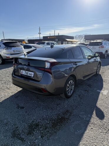 Toyota: Toyota Prius: 2019 г., 1.8 л, Вариатор, Гибрид, Хэтчбэк — 5