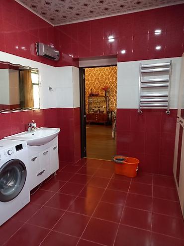 bine sovxoz evler: İki mərtəbəli 4 Otag 142kv.m 8.5 sot Xüsusi Mülkiyyət, yaşayiş — 9