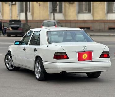 продаю авто мерс: Mercedes-Benz E-Class: 1993 г., 2.8 л, Механика, Бензин, Седан