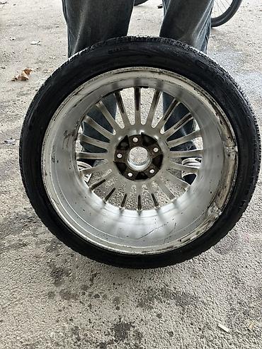 ehtiyat hissələri və aksesuarlar: Avtomobil diski və təkər komplekti - Ölçü: təxmini 18" (vizual olaraq — 3