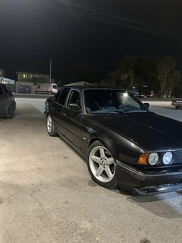 BMW 5 series: 1993 г., 4.4 л, Механика, Бензин, Седан