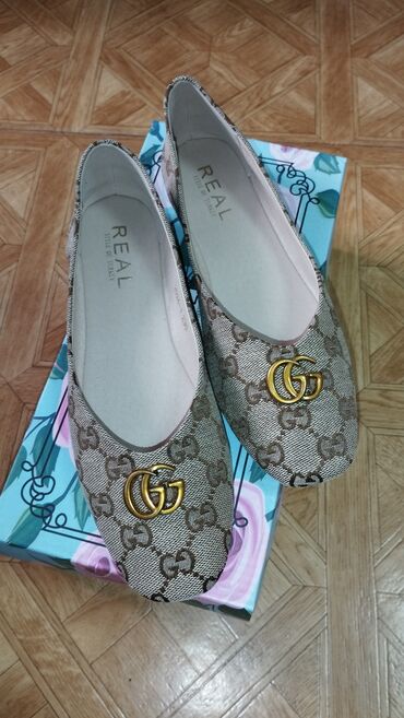 обувь ортопедическая: Туфли, 37, Gucci, Жаңы, түсү - Күрөң, Өзү алып кетүү