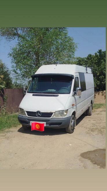 задний плафон мерседес: Легкий грузовик, Mercedes-Benz, Дубль, 1,5 т, Б/у