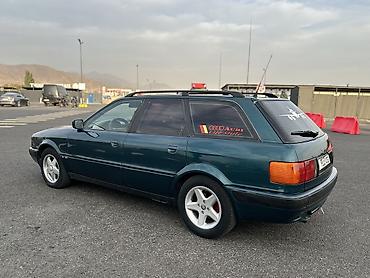 Audi: Audi 80: 1994 г., 2.6 л, Механика, Бензин, Универсал — 3