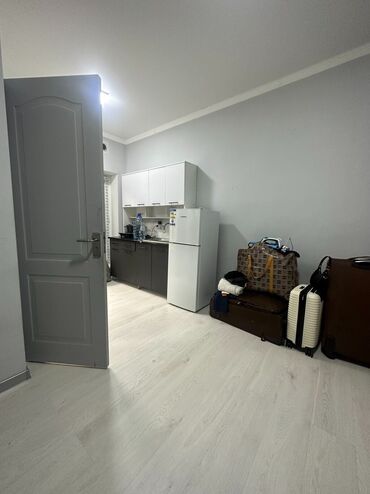 в аренду помешение: 20 кв. м, 1 бөлмө, Жертөлө, ороо, Забор, тосулган