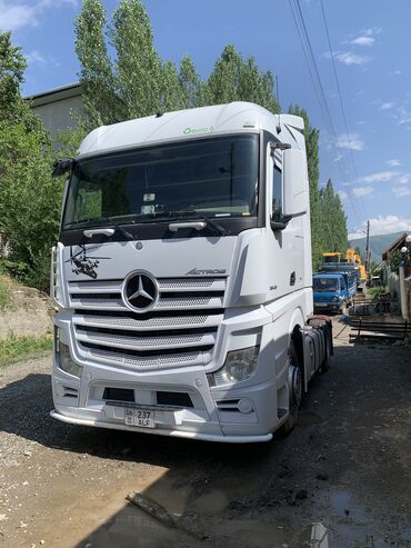 actros тягач: Тягач, Mercedes-Benz, 2015 г., Без прицепа