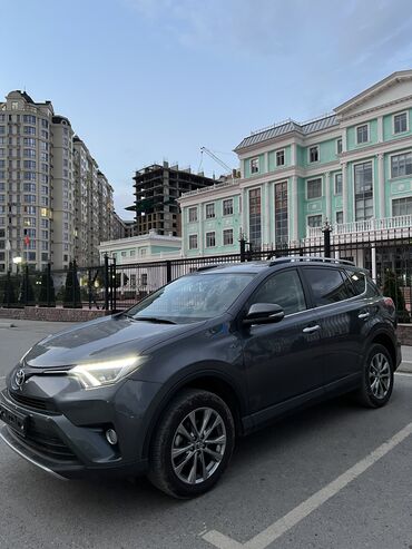 w210 3 2: Toyota RAV4: 2018 г., 2.5 л, Автомат, Бензин, Кроссовер