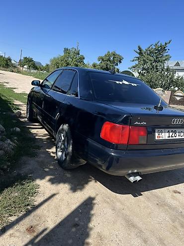 Унаа сатуу: Audi 100: 1996 г., 2.6 л, Кол менен иштөөчү, Бензин, Седан — 5