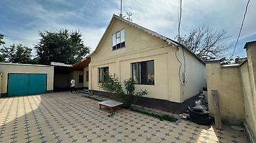 Продажа коттеджей и домов: СРОЧНО ПРОДАЁТСЯ ДОМ 📍 Ак-Орго, ул. Ахунбаева/Кербез ▫️ Участок — 5 — 6