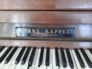 Pianolar: Piano, Akustik, İşlənmiş, Ünvandan götürmə — 3