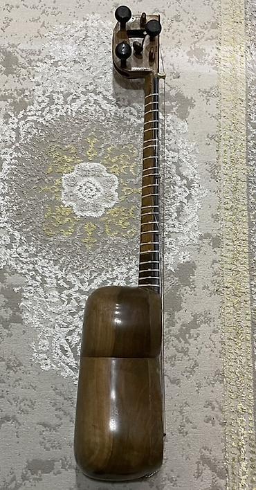 bayan musiqi aləti: Şəxsi Tarımdır .Tar zil və açıq səslidir — 2