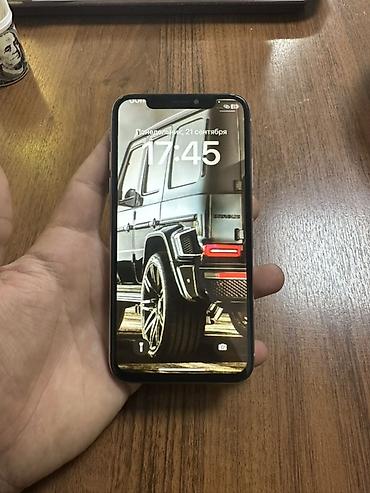 10 айфон: IPhone X, серебристый - Экран 5.8" Super Retina OLED, без кнопки — 2