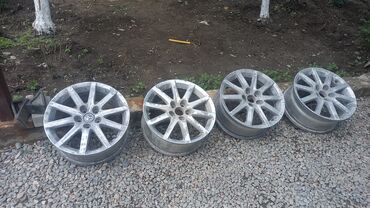 Диски: Литые Диски R 17 Toyota, Комплект, отверстий - 5, Б/у
