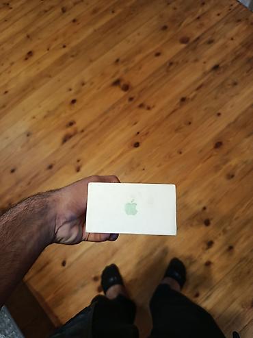 Apple iPhone: IPhone 11, Yaşıl, Face ID — 11