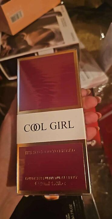 Parfemi: Set poklon parfema – razni mirisi - Cool Girl – ženski parfem. Kutija — 1