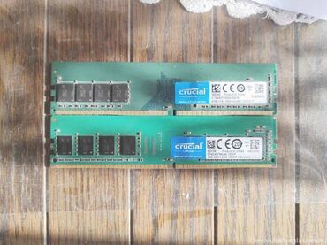 RAM Memorije: Crucial RAM Memorija 4GB DDR4 2400 MHz 2x Očuvano! Dobijate obe